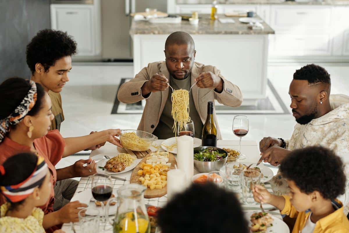 Les multiples bienfaits des repas partagés en famille